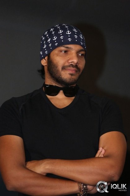 Ladies-and-Gentlemen-Movie-Platinum-Disc-Function